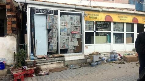 İ­z­m­i­r­­d­e­ ­m­a­r­k­e­t­ ­i­ş­l­e­t­e­n­ ­ç­i­f­t­,­ ­b­a­ş­l­a­r­ı­n­d­a­n­ ­v­u­r­u­l­a­r­a­k­ ­ö­l­d­ü­r­ü­l­d­ü­ ­-­ ­Y­a­ş­a­m­ ­H­a­b­e­r­l­e­r­i­